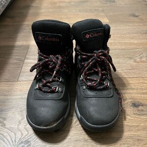 Columbia  Black Hiking Boots
